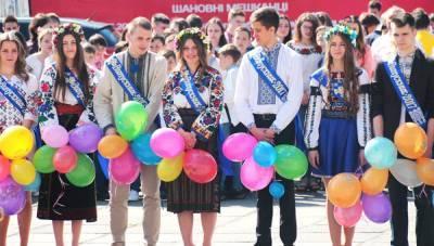Украинских выпускников зовут учиться в Америке: что для этого нужно – Голос Америки
