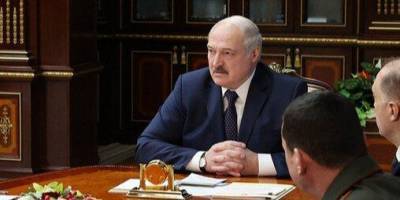 Уже обсудил с Путиным. Лукашенко хочет разместить военные самолеты РФ на территории Беларуси