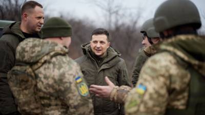 Манукян назвал войну за Донбасс «последним решением» президента Зеленского