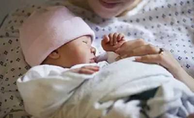 В Швеции у новорожденного обнаружили новую мутацию коронавируса