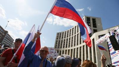 Политолог Марков: Россия должна научиться делать цветные революции