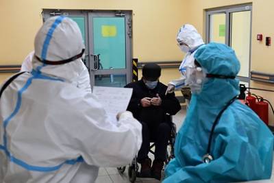 Российский инфекционист предрек скорое снятие ограничений из-за коронавируса