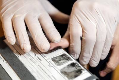 В МВД отказались от идеи хранить отпечатки пальцев граждан России до ста лет