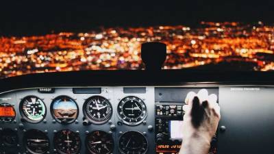 Сложно ли управлять самолетом: стюардесса опровергла популярное мнение