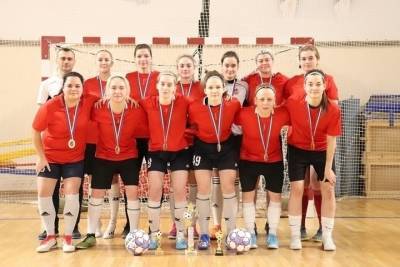 Спортсменки из Пущино победили в соревнованиях по мини-футболу