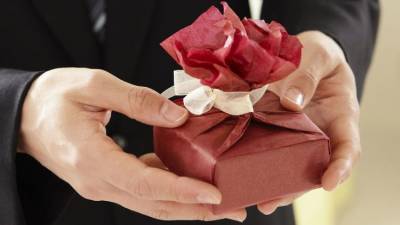Топ-5 худших подарков на 8 марта по мнению психолога