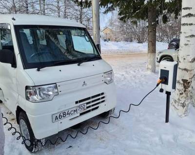 В глухой деревне Башкирии установили заправку для электромобилей