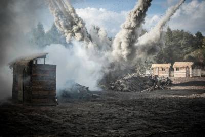 Украинская армия выпустила 100 мин по поселку на юге ДНР