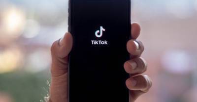 TikTok заявил, что блокирует контент с призывами к суициду