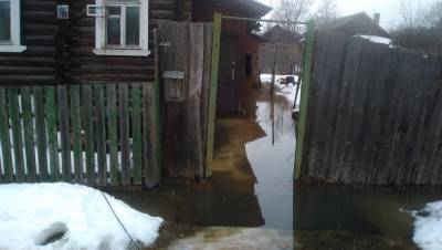 Жители Тверской области жалуются в соцсетях на потоп на улицах и во дворах