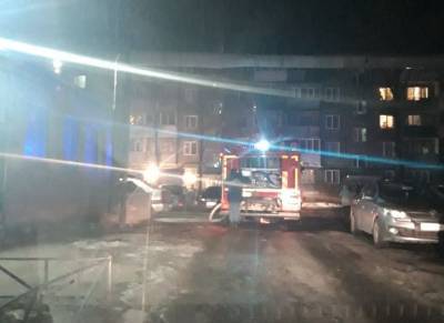 В Смоленске из-за пожара из пятиэтажки эвакуировали пятерых человек