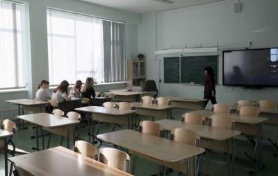 Премьер Литвы рассказала о перспективах возвращения к обучению в школах