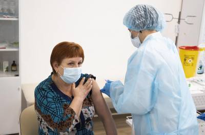 Минздрав планирует вакцинировать минимум 80% украинцев до конца года