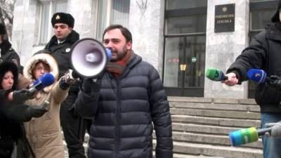 Роспуск молдавского парламента возможен только под давлением улицы — Ткачук