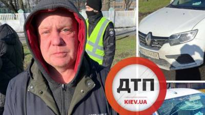 В Киеве пьяный таксист сбил маму с коляской: ребенок не пострадал