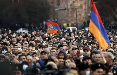 Армянские СМИ сообщили о готовящемся аресте начальника главного штаба