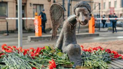 В Санкт-Петербурге открыли мемориал в память об умерших медиках