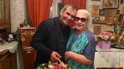 Измученный после лечения Бари Алибасов трогательно обратился к Федосеевой-Шукшиной