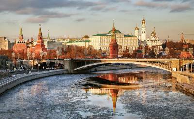 Кремль пообещал защитить интересы россиян от новых санкций Запада