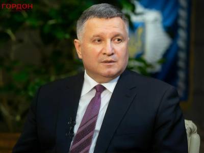 Аваков: На заседании правительства Яценюка Порошенко сорвал кворум и поспособствовал тому, чтобы не было санкций против "трубы Медведчука"