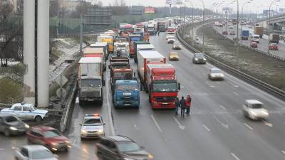 Грузоперевозчик оценил ограничение транзита по МКАД грузовиков свыше 12 т