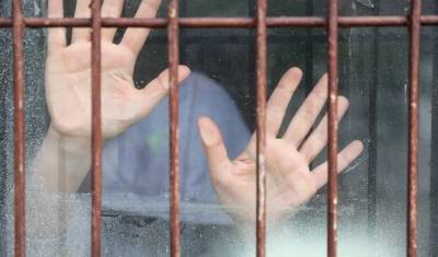После пыток осужденных задержаны начальники СИЗО и колонии в Иркутской области