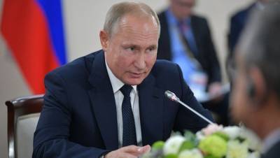 Путин призвал МВД пресекать пропаганду ксенофобии