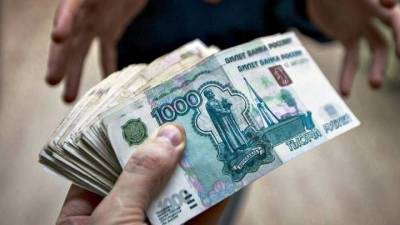 На Ставрополье экс-сотрудника ГИБДД обвиняют в получении 0,5 млн рублей взяток