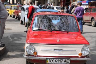 Названы самые ненадежные авто СССР: Москвичи, ЗАЗы и не только