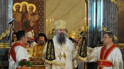 Патриарх Сербский самоизолировался после контакта с больным COVID-19