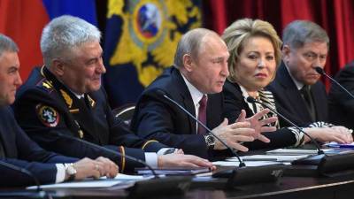 Путин приказал усилить защиту силовиков от гнева россиян