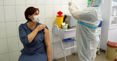 Вакцинация украинцев от коронавируса. Что пошло не так?