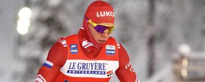 Лыжник Александр Большунов занял четвертое место в гонке с раздельным стартом на ЧМ