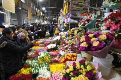 Матвиенко потребовала от Минфина навести порядок в продаже цветов