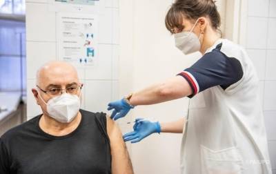 Бельгия отменила возрастное ограничение для вакцины AstraZeneca