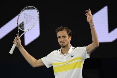 Даниил Медведев - Медведев проиграл сербу Лайовичу на старте турнира ATP в Роттердаме - aif.ru - Австралия - Сербия