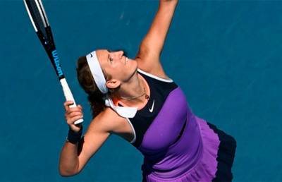 Виктория Азаренко вышла в четвертьфинал теннисного турнира в Дохе