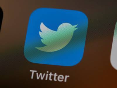 Twitter тестирует свой аналог Clubhouse – сервис Spaces