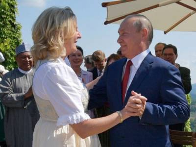 Бывшую главу МИД Австрии и подругу Путина выдвинули в совет директоров "Роснефти"