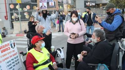 После демонстраций протеста: израильские инвалиды получат деньги от государства
