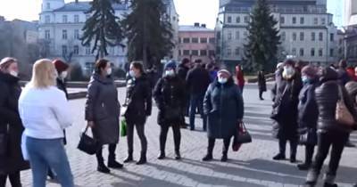 Одна на 17 больных: медики инфекционной больницы Франковская вышли на протест из-за невыплаты надбавок (видео)
