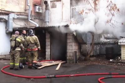 Пожар в «Свинье» потушен: донецкий ресторан сильно поврежден