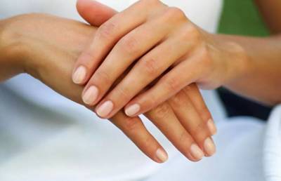 Онкологи рассказали, как определить рак по форме пальцев