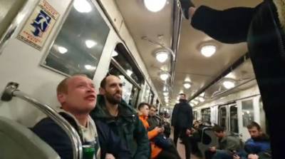 В Петербурге на станции метро Нарвская произошла драка