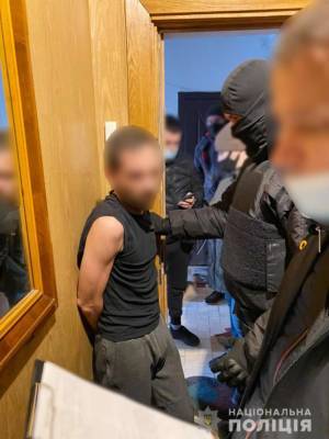 Полиция прекратила деятельность наркогруппировки в Днепре (ВИДЕО)