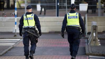 В Швеции мужчина с ножом атаковал прохожих, есть раненые