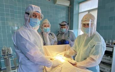 В Ивано-Франковске спасли младенца с коронавирусом