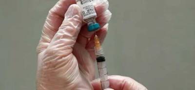 Украинцы могут получить вакцину от коронавируса вне очереди: названы условия
