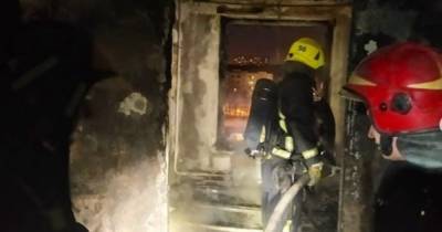 Квартира выгорела: человек пострадал при пожаре на юго-западе Москвы