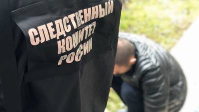 Тело пенсионера с ножевыми ранениями нашли в Южно-Сахалинске